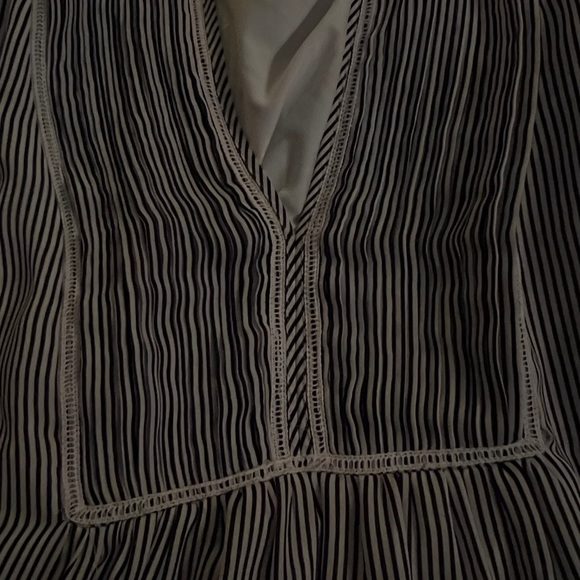 Banana Republic Stripe mini flare - Picture 2 of 5
